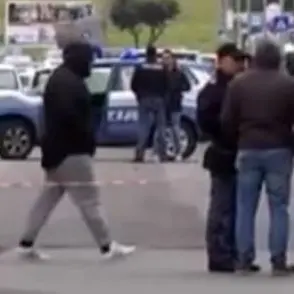 Far west a Crotone in pieno giorno, dieci arresti per tentato omicidio e spaccio di droga