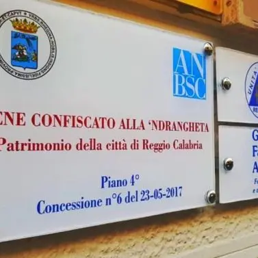 Immobile sequestrato alla mafia diventa sede di alcolisti anonimi