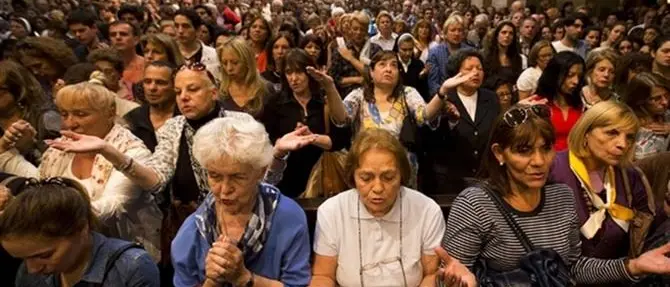 I santi non piangono a Cortina, le lacrime celesti scorrono solo al Sud