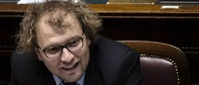 Le cene di Lotti e Magorno fanno infuriare i circoli Pd: «A tavola con i nostri avversari»