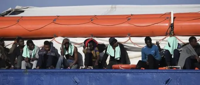 Migranti, si sblocca la vicenda Sea watch: rotta verso Catania