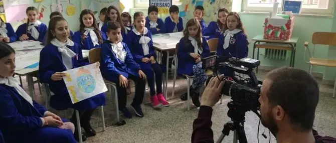 I bambini di Cerisano protagonisti in tv con “L’Ora Solare”