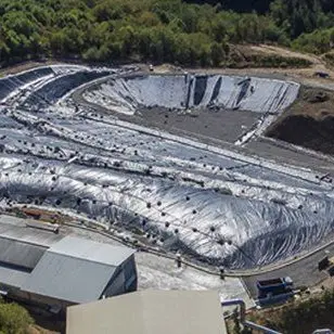 L'unica discarica della Calabria al collasso, chiesta proroga dalla Regione