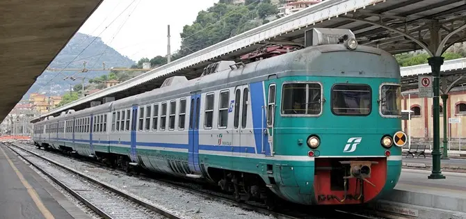 Lavori in corso sulla Cosenza-Sibari, sospesa la circolazione dei treni