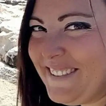 «È solo mal di pancia» ma Anna aveva un feto in grembo: muore a 36 anni