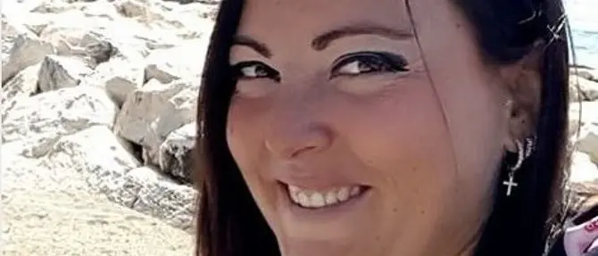 «È solo mal di pancia» ma Anna aveva un feto in grembo: muore a 36 anni