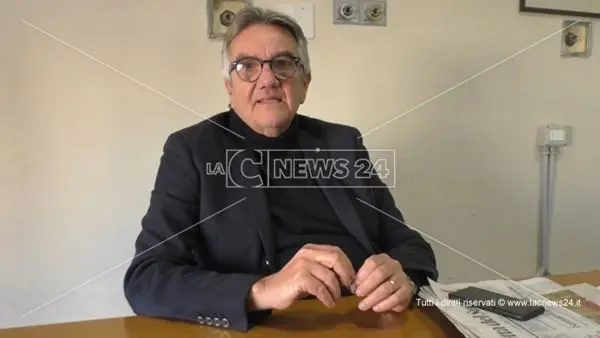 Reggio, Dattola: «Ma che saluto fascista, ho usato la sinistra»