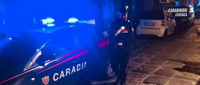 Cosenza, controlli dei carabinieri nel centro storico