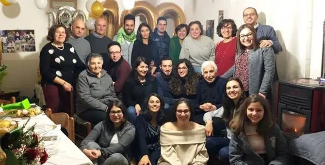 Un intero paese in festa per i cento anni di nonna Rosaria