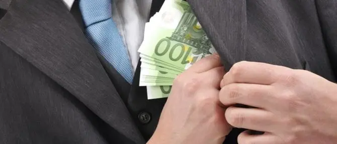 Corruzione sul Tirreno cosentino: in attesa del prossimo blitz i politici si vedono a cena