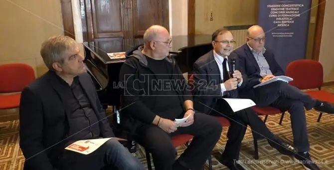 Lamezia, le associazioni: «Sul Teatro Grandinetti intervenga il prefetto»