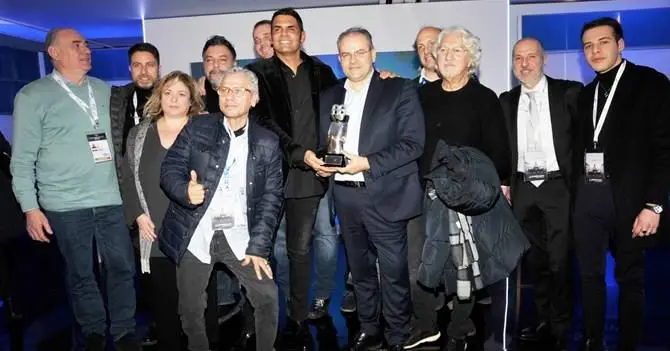 A Peppino di Capri il premio alla carriera Afi realizzato da Affidato