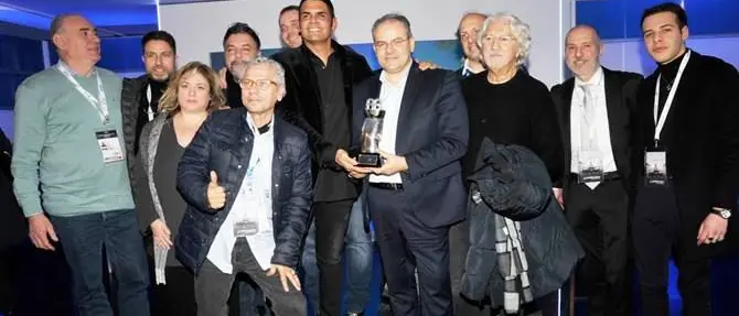 A Peppino di Capri il premio alla carriera Afi realizzato da Affidato
