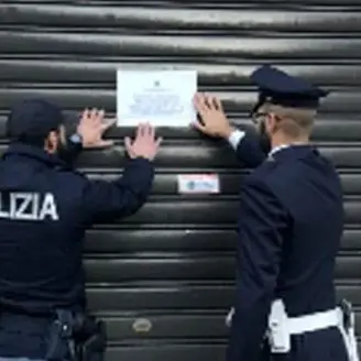 Lamezia, troppi clienti pregiudicati: licenza sospesa per un'attività