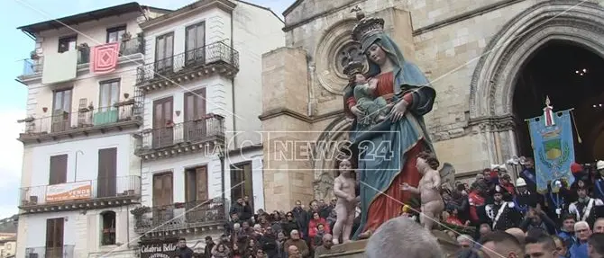 Il monito dell'Arcivescovo: «Operatori del male convertitevi in nome di Maria»