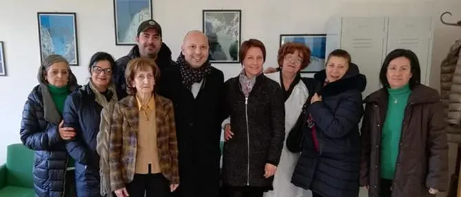 Solidarietà, il ricavato del chiosco di Tropea donato all’Oncologia