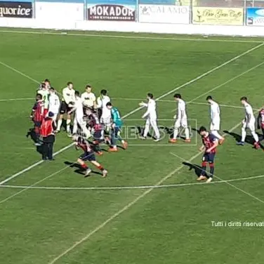 L’arbitro stende la Vibonese: al “Razza” passa il Rieti