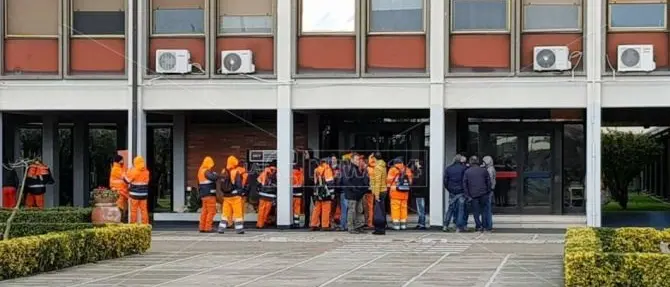 Licenziamenti confermati al Porto di Gioia Tauro: scatta il blocco
