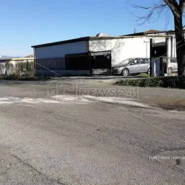 Scontro fatale tra un bus e un’auto, muore 19enne a Corigliano-Rossano