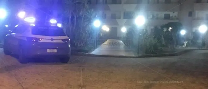 Ucciso a colpi d'arma da fuoco 50enne. Agguato nel quartiere Arghillà di Reggio