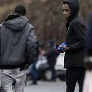 Stanchi di vivere nella “baracche della morte”. Pronti a partire altri migranti verso i Cas
