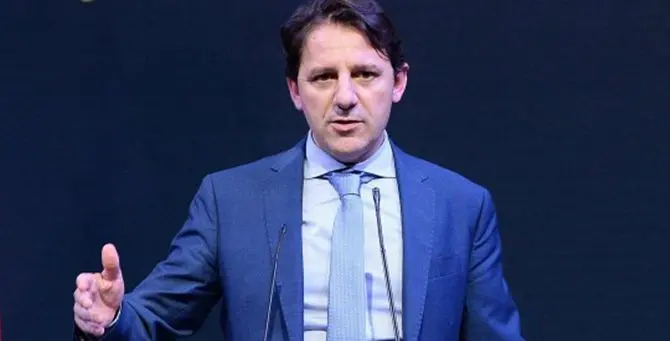 Porto di Gioia Tauro, Tridico: «Lo scalo non può diventare un hub della guerra. Bene i sindacati, ora le istituzioni facciano la loro parte»\n