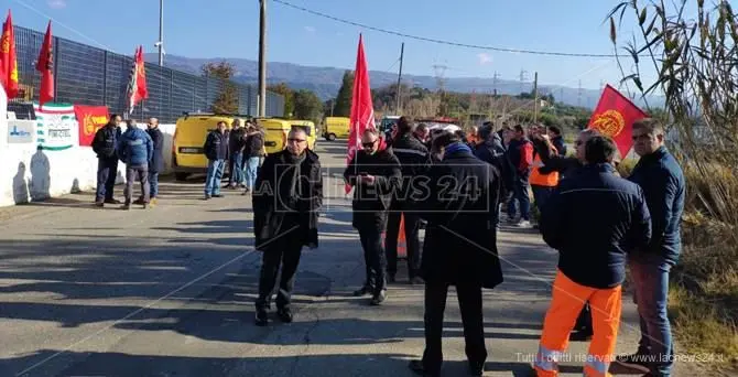 Sirti licenzia oltre 800 persone, sciopero anche in Calabria