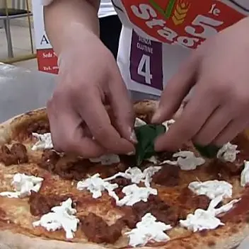 I campioni della pizza si sfidano a Vibo: vince quella con la zucca