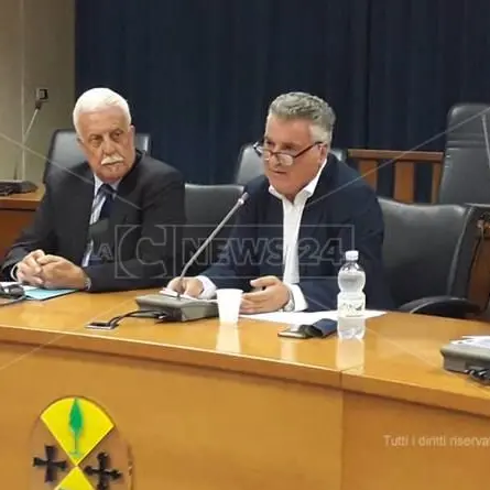 Regione: Scalzo, Neri e Sergio aderiscono al movimento di Raffaele Fitto e aprono la crisi