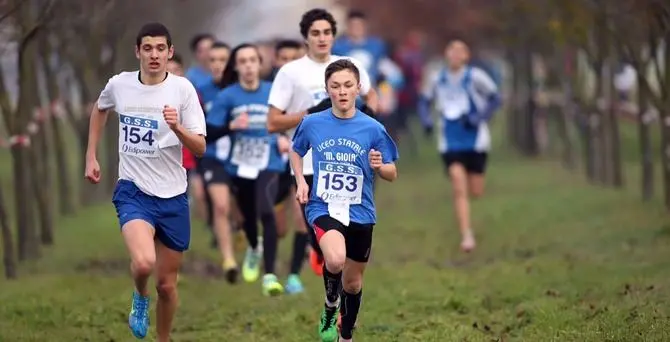 Campionati studenteschi, a Pizzo le gare regionali di corsa campestre