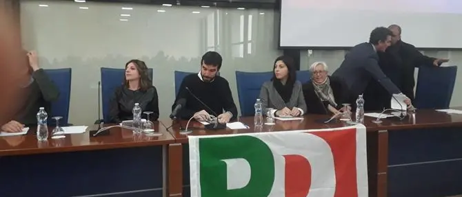Martina ci mette la faccia: «Unico a venire in Calabria». E scarica Oliverio