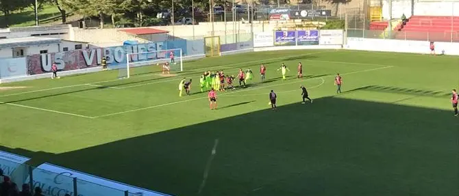 La Vibonese raggiunta dalla Casertana in pieno recupero: sfuma l'aggancio