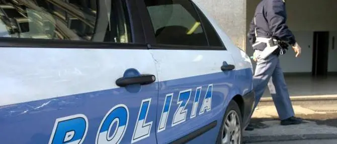 Lamezia, furto in un supermercato: i ladri portano via generi alimentari