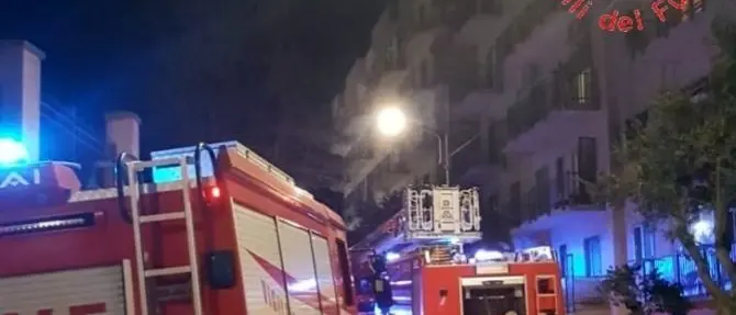 Stufa provoca incendio in un appartamento, attimi di paura a Catanzaro