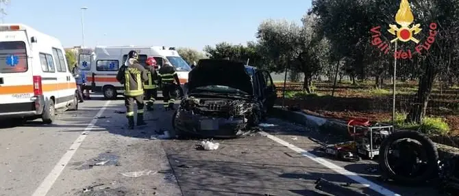 Incidente stradale a Lamezia, tre persone ferite