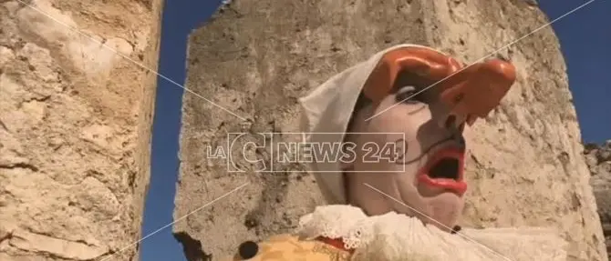 Max Mazzotta presenta Giangurgolo al Rendano