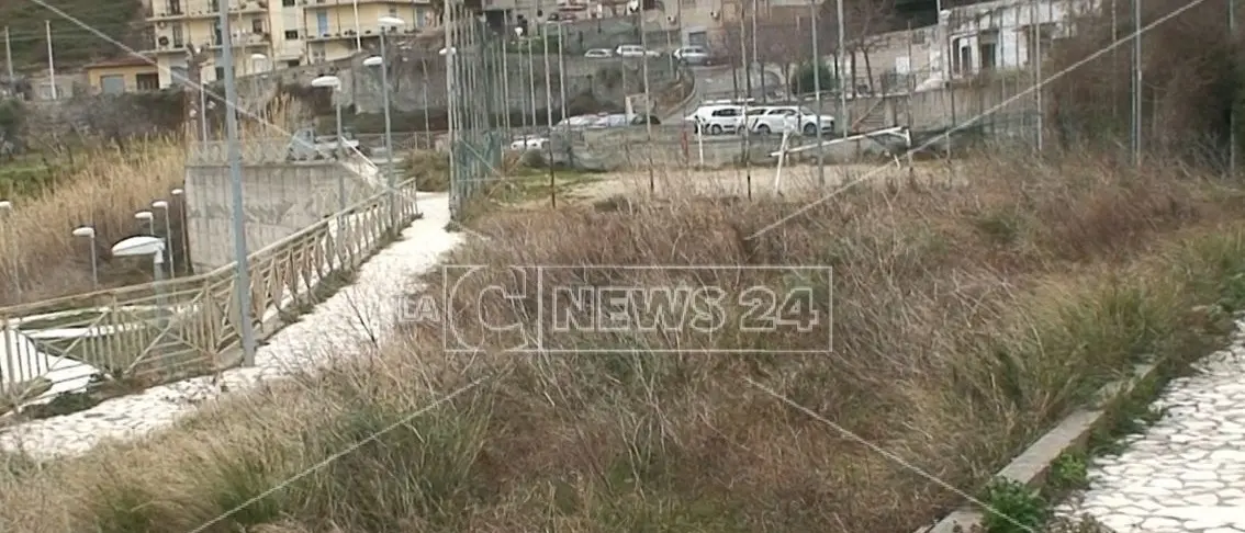 Catanzaro, degrado nel quartiere Gagliano: la denuncia dei cittadini