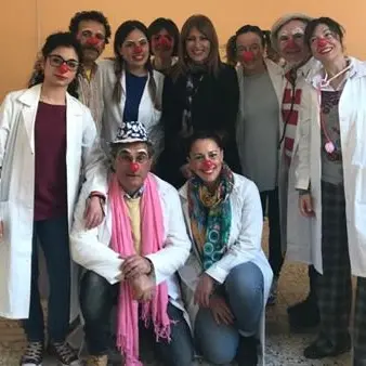 Paola, l'istituto scolastico Pizzini-Pisani apre alla clown terapia