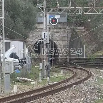 Linea ferroviaria Paola-Cosenza, 50 giorni di lavori nella galleria Santomarco