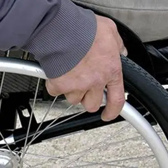 Tre sorelle disabili costrette a vivere nel degrado, la scoperta a Crotone