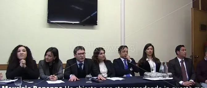 Luciano, la stampa gradita e quella lasciata alla porta: una pagina desolante