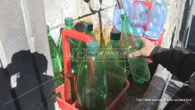 Guasto alla rete idrica, sospesa l'erogazione dell'acqua a Cosenza