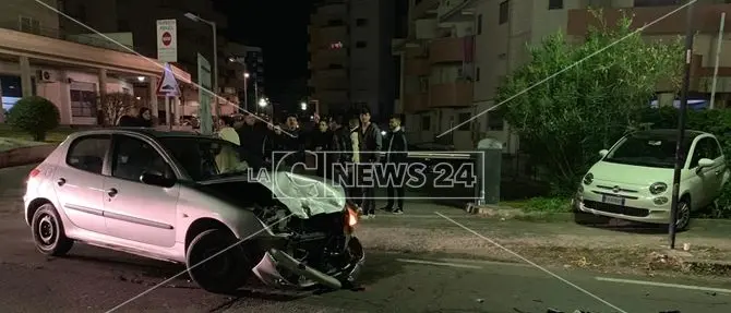 Violento impatto nella notte a Commenda di Rende
