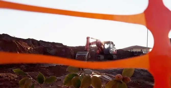 Le ruspe minacciano le mura greche di Vibo. Cantiere nell'area archeologica protetta