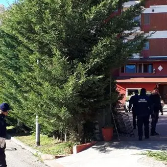 Cosenza, abbattuto il manufatto abusivo denunciato da Striscia