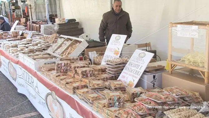 Cosenza, ecco il virtuoso sistema di accoglienza degli ambulanti