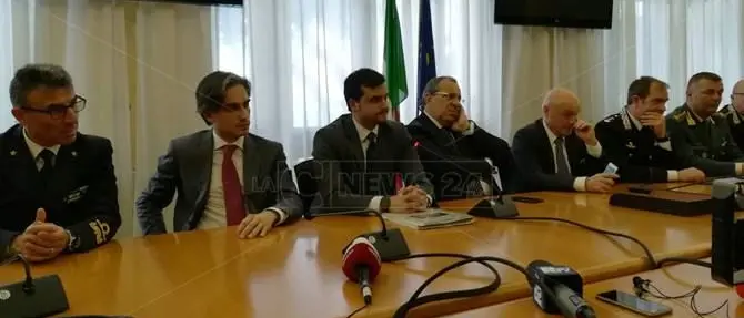 Il sottosegretario Sibilia: «Un plotone di tecnici contro la corruzione»