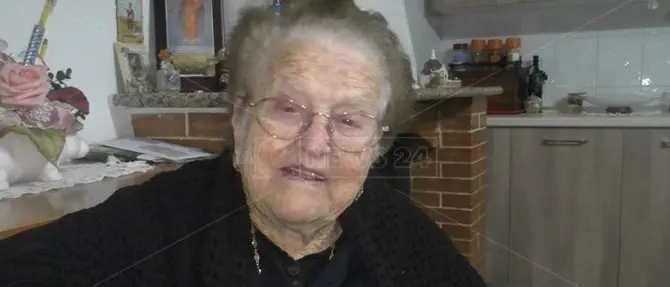 La forza delle donne: Adelina, 97 anni, il docufilm e l'amore senza tempo per suo marito