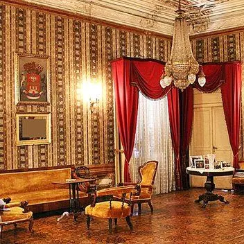 Lamezia, in vendita lo storico e nobiliare Palazzo D’Ippolito
