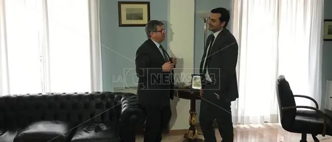 Il sottosegretario Sibilia a Vibo: «In prima linea contro la criminalità»